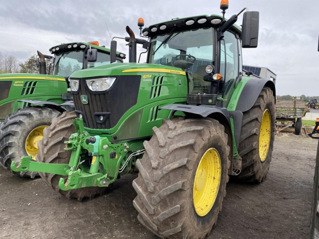 John Deere 7R tractor