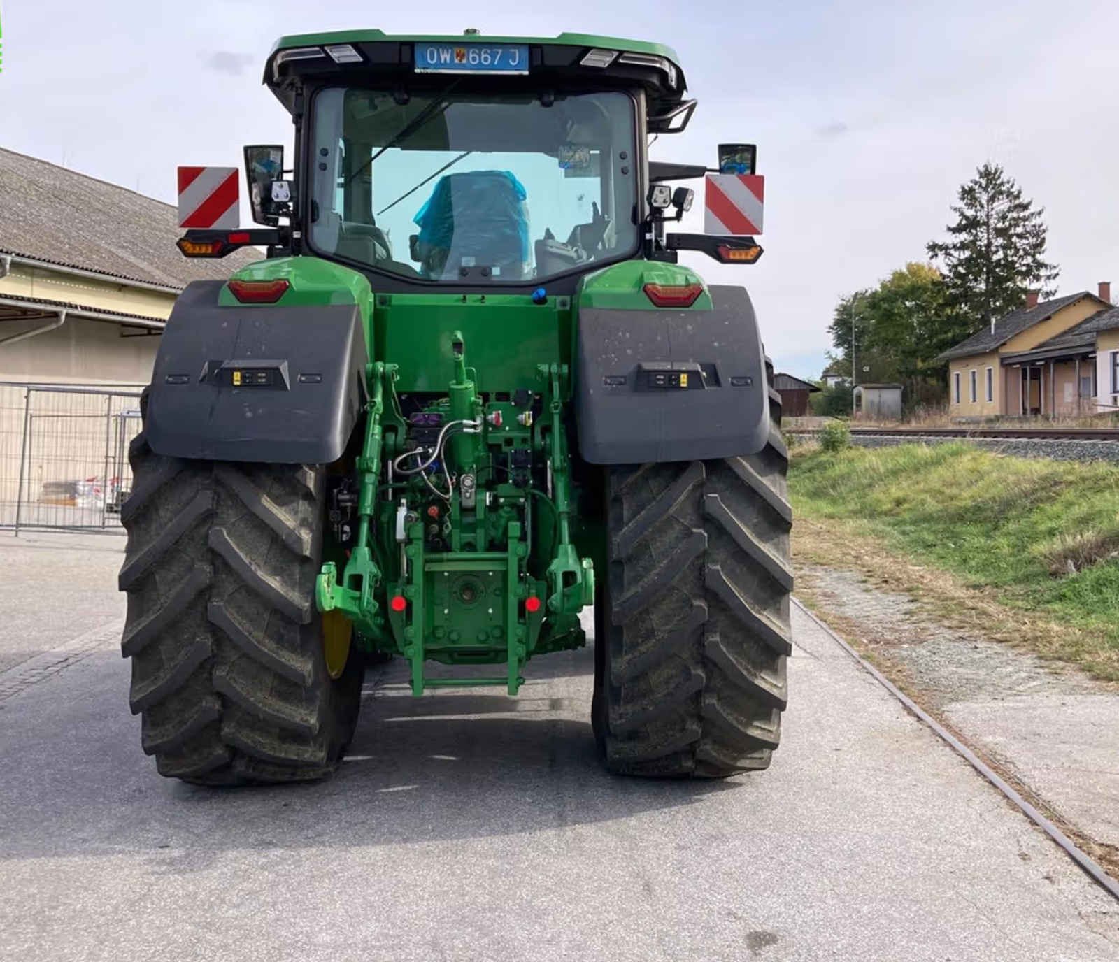 John Deere 7R 330 - Image 4