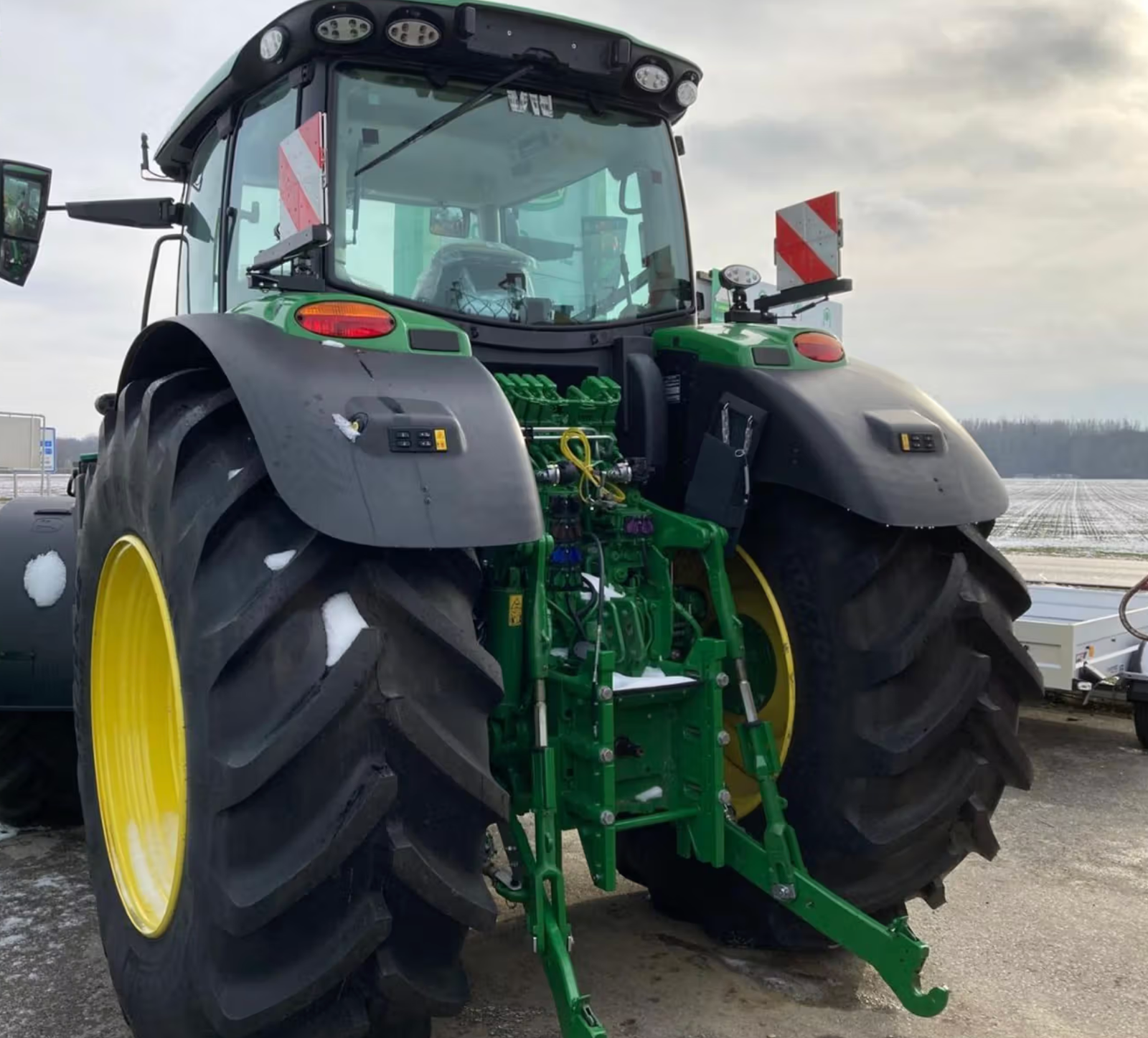 John Deere 6R 195 - Image 2