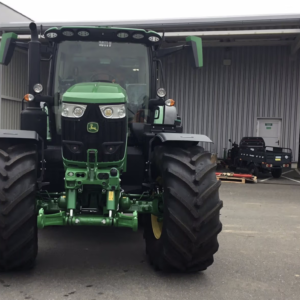John Deere 6R 215