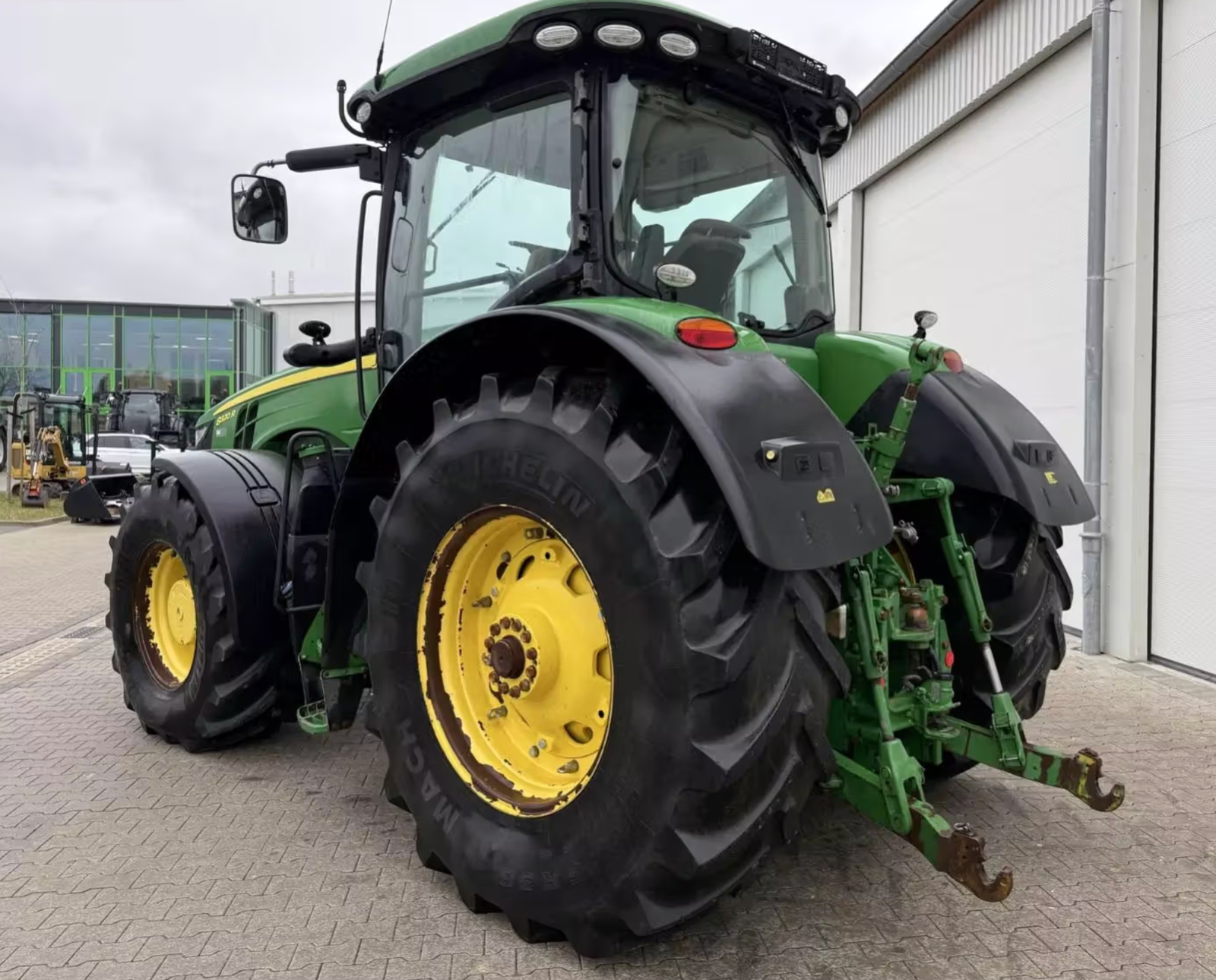 John Deere 8320 R - Image 7