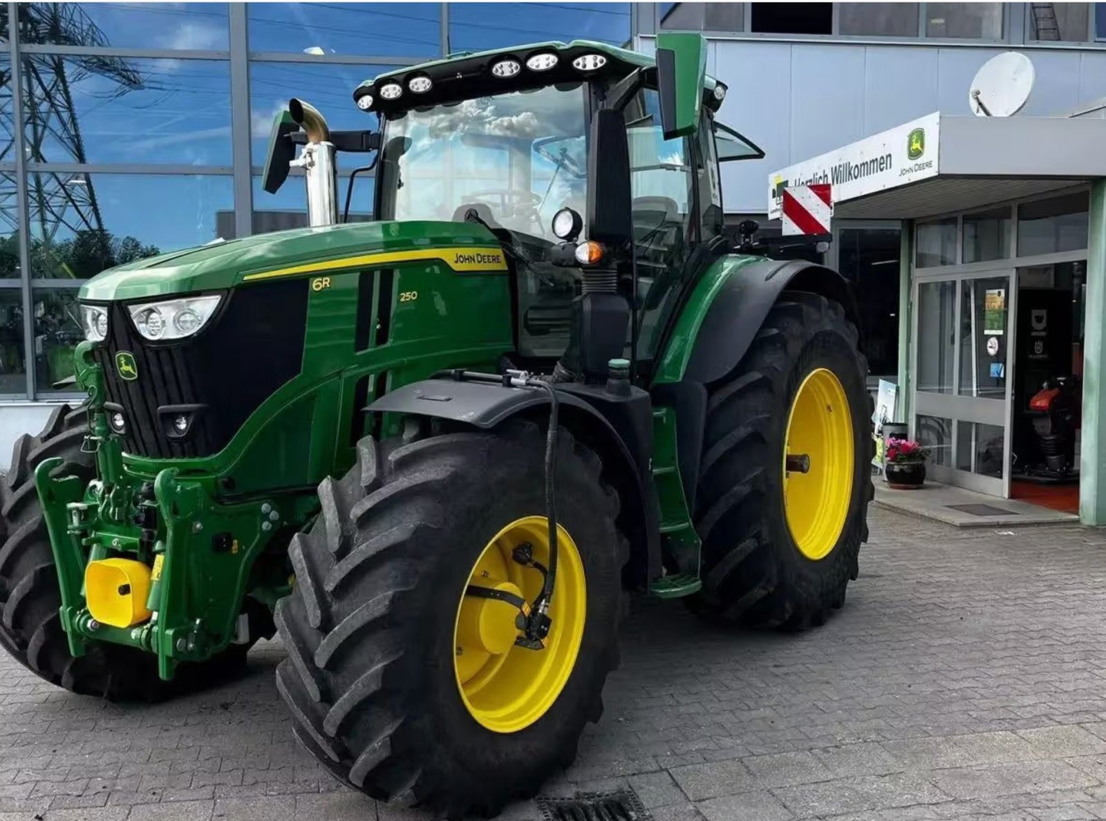 John Deere 6R 250 - Image 2