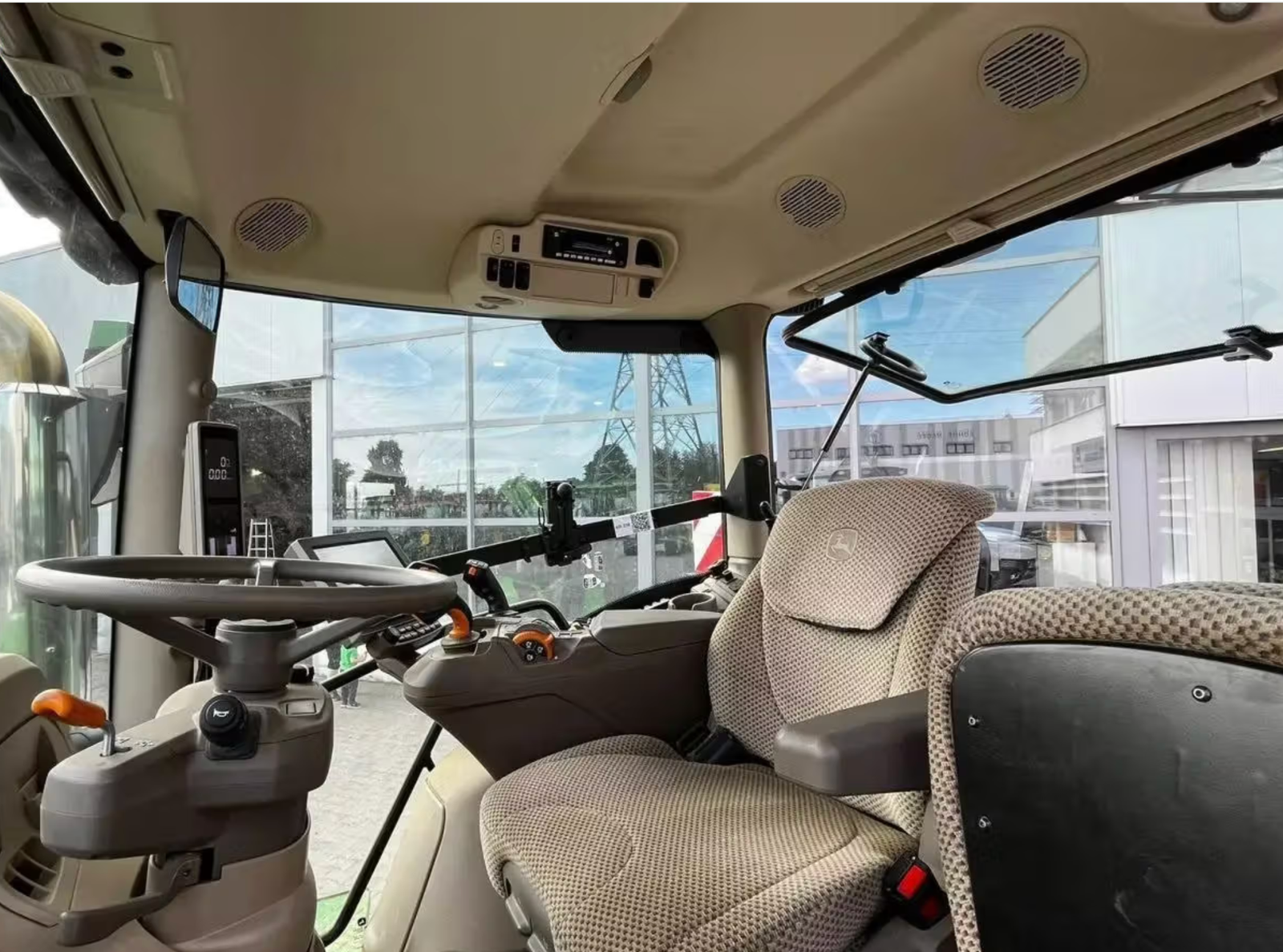 John Deere 6R 250 - Image 6