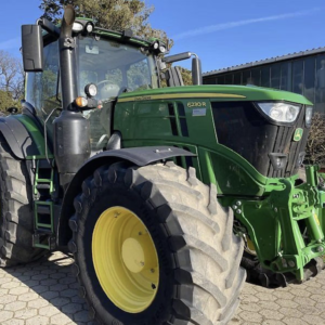 John Deere 6230R