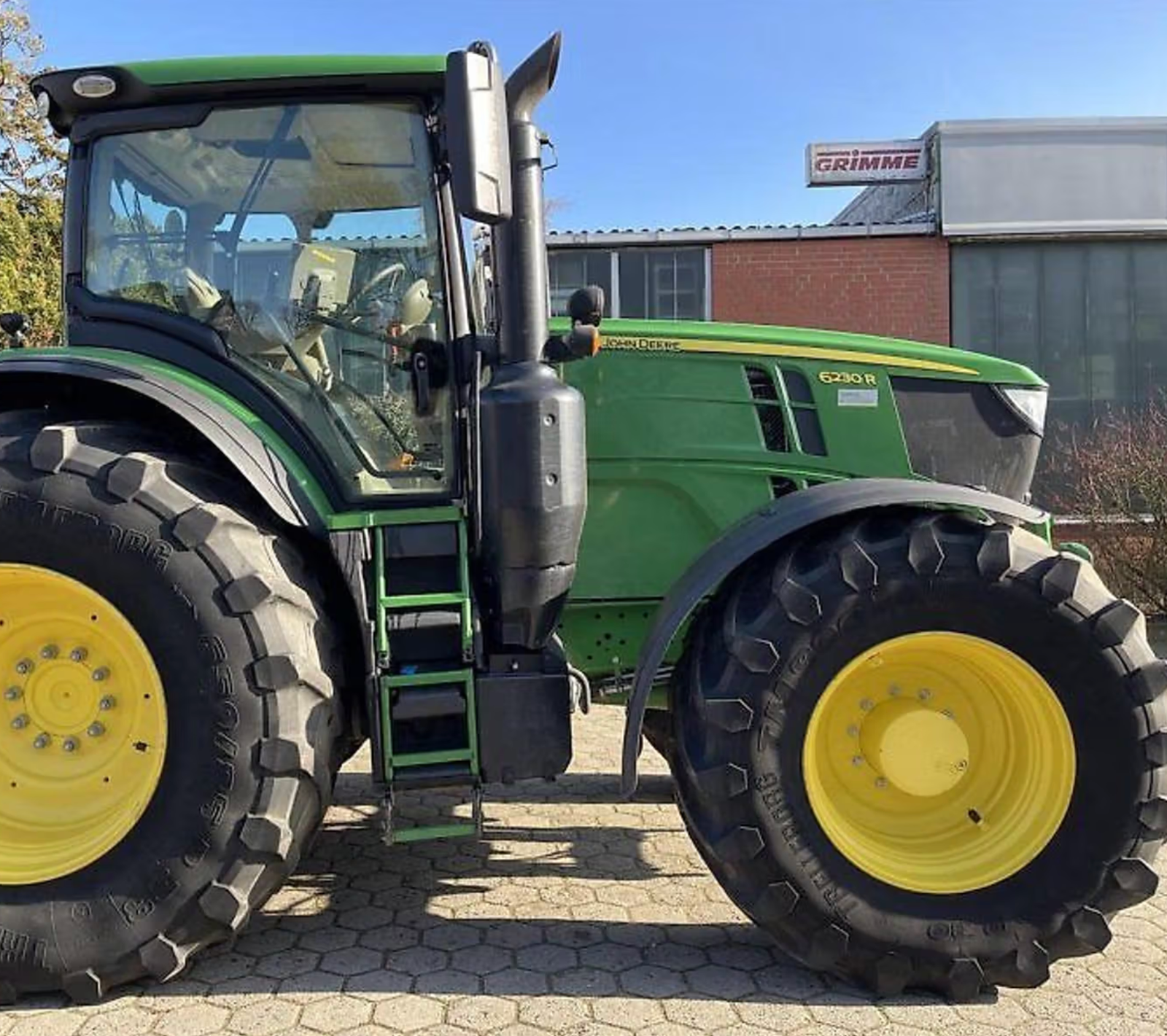 John Deere 6230R - Image 4