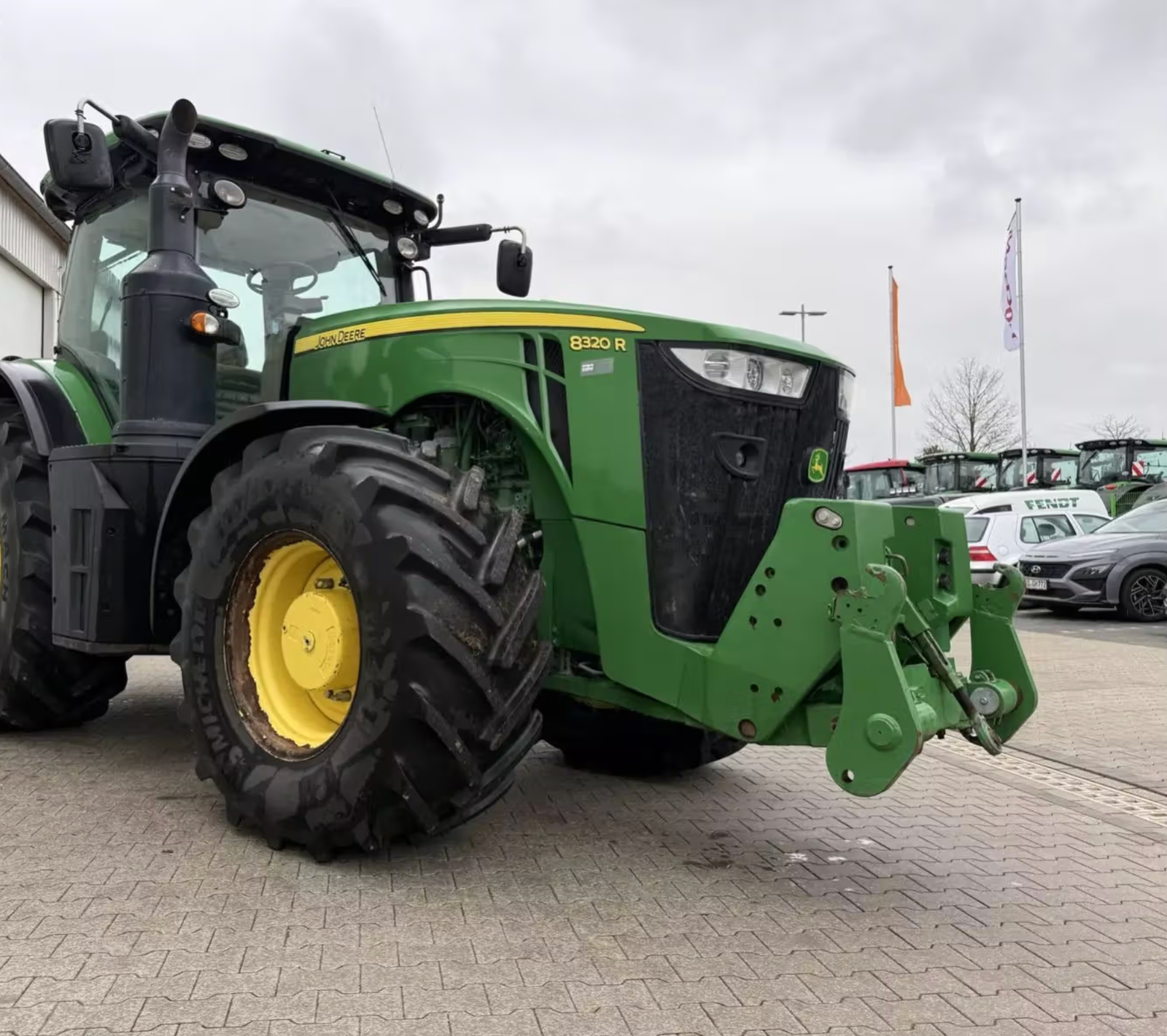 John Deere 8320 R