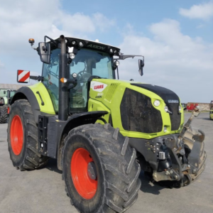 Claas Axion 800