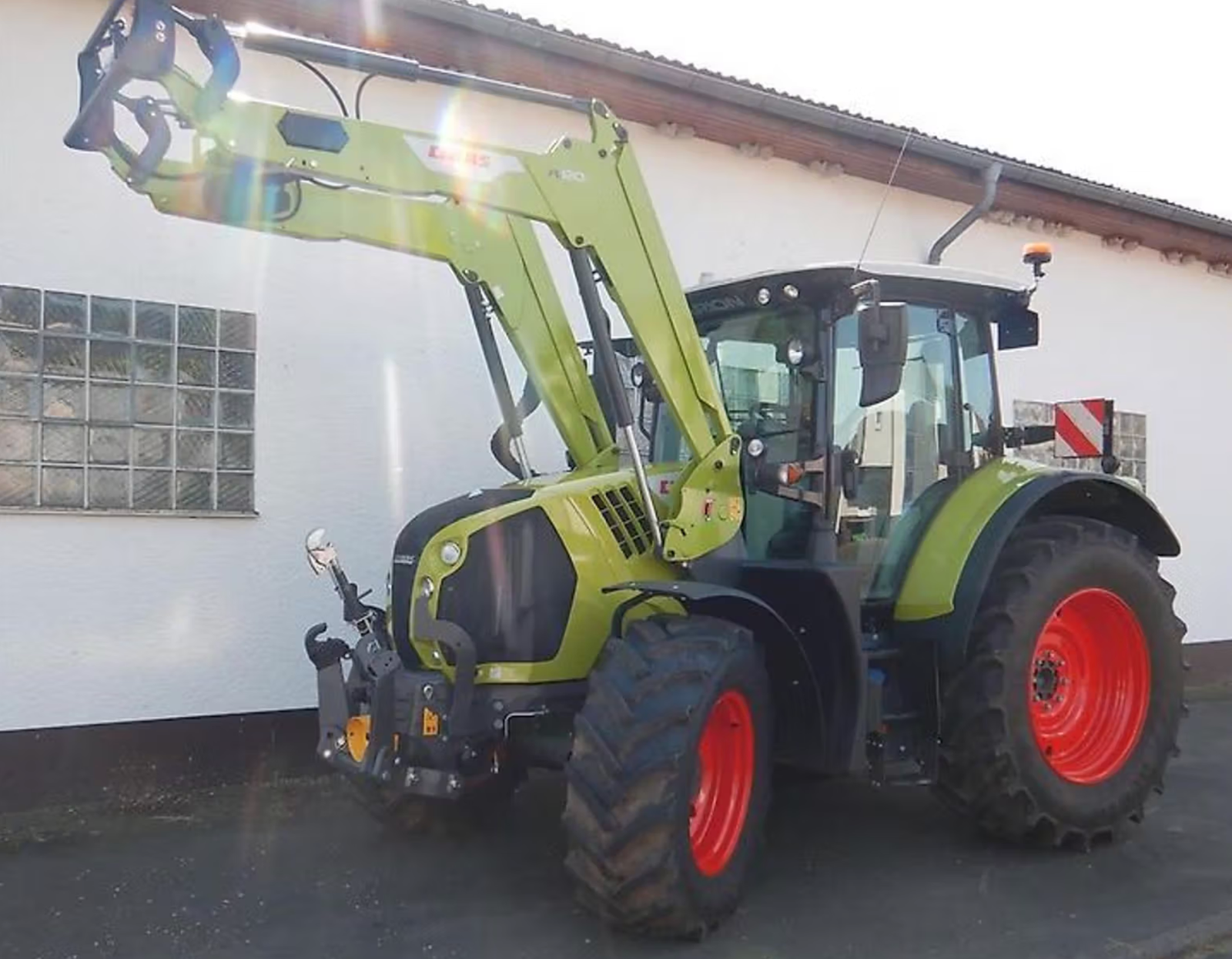 Claas Arion 510 CIS tractor