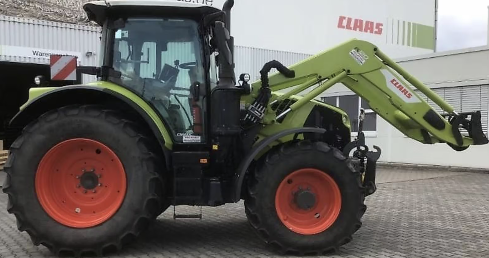 Claas Arion 550 CMATIC Tractor