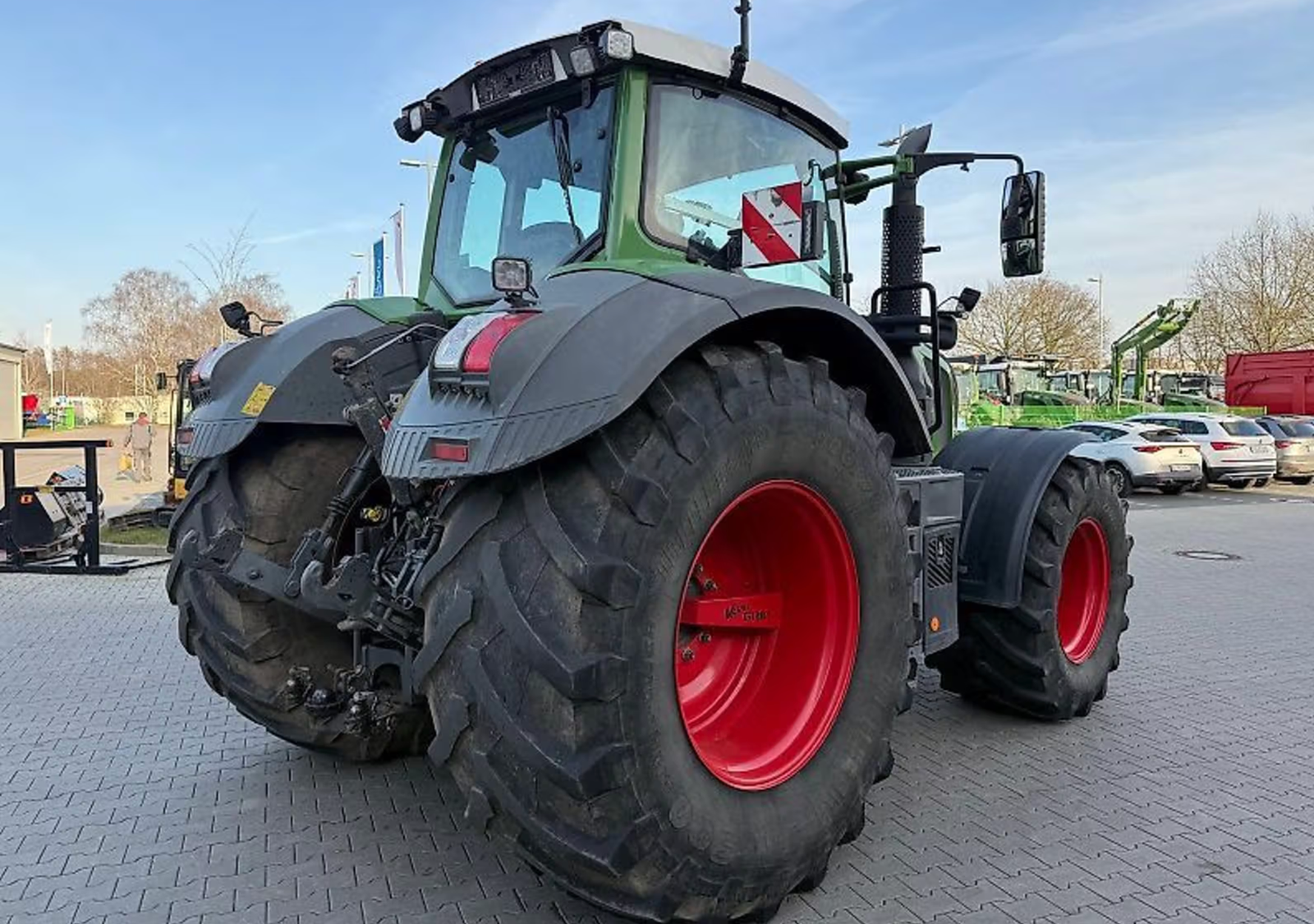 Fendt 828 Vario Profi+ - Image 4