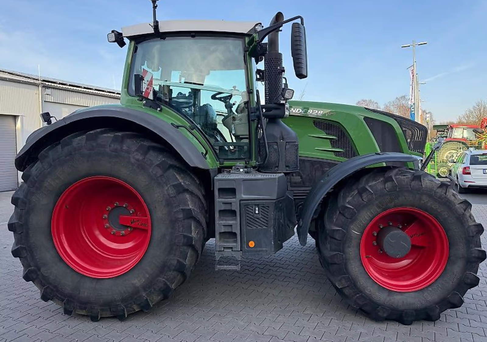 Fendt 828 Vario Profi+ - Image 5