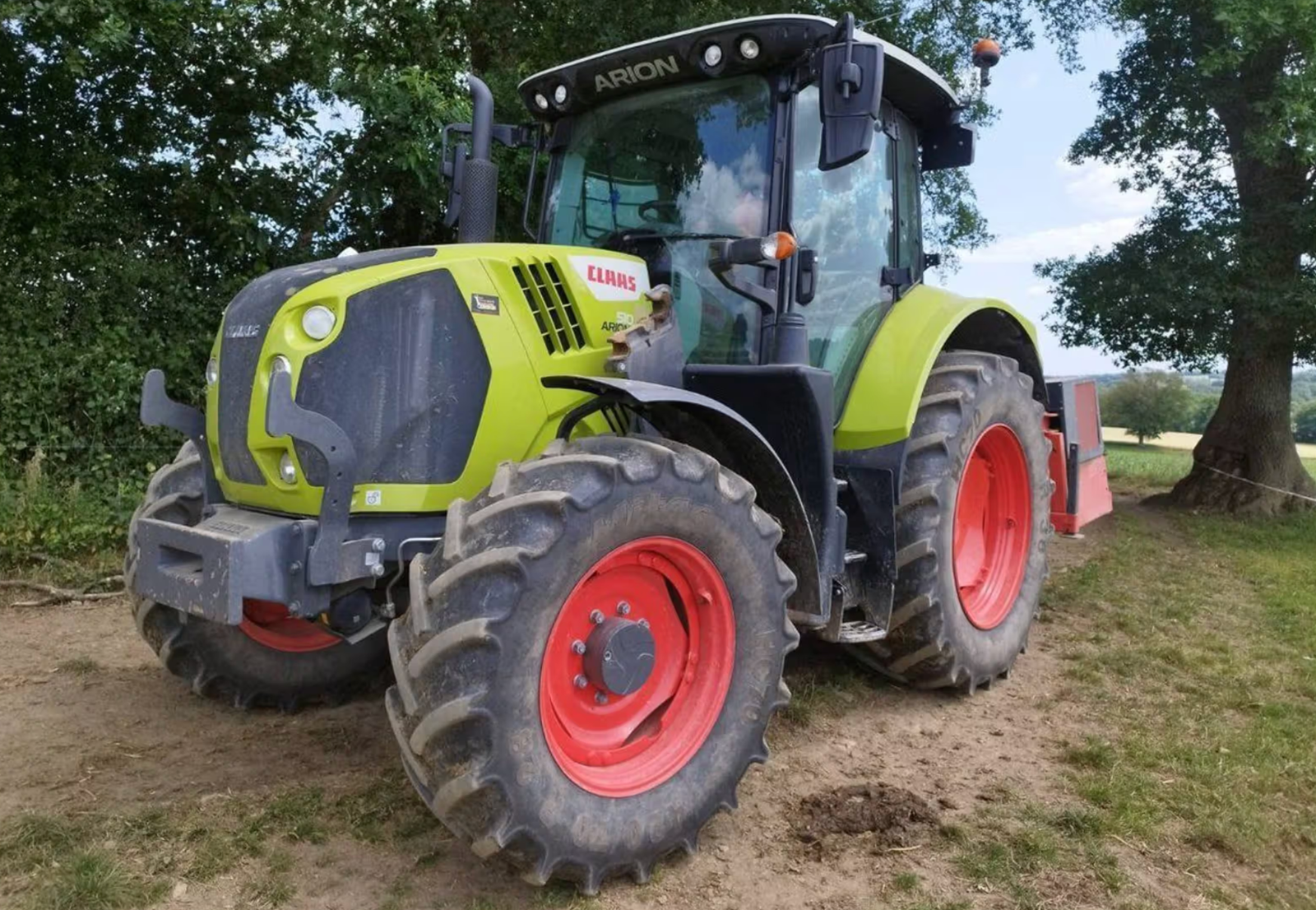 Claas Arion 510 tractor