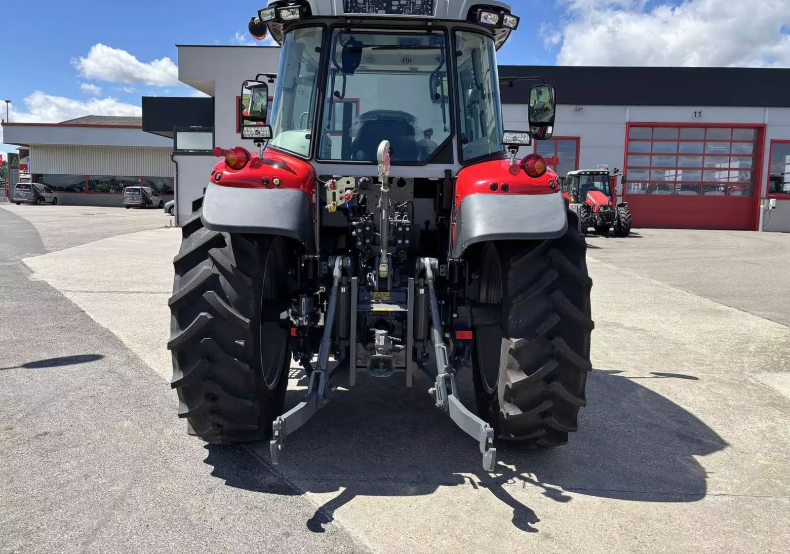 Massey Ferguson 5S.115
