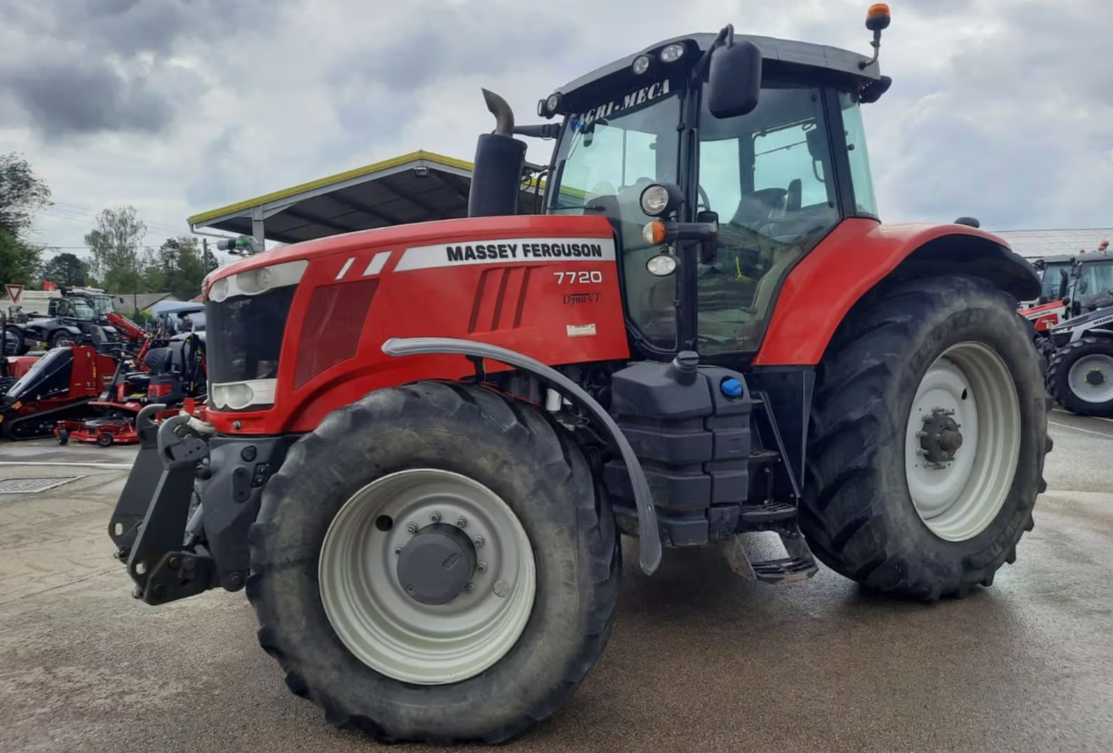 used Massey Ferguson 7720 tractor