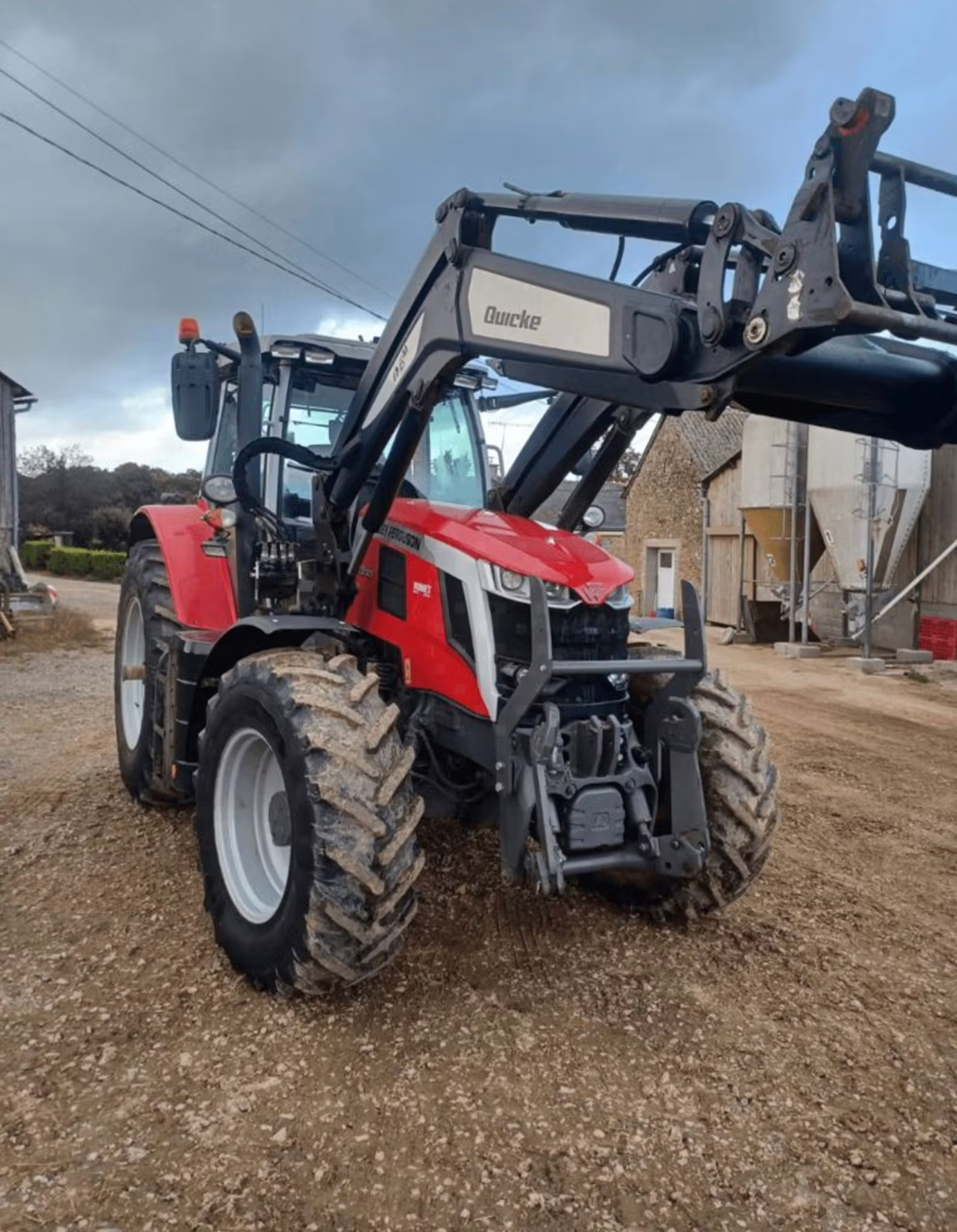 used Massey Ferguson 165