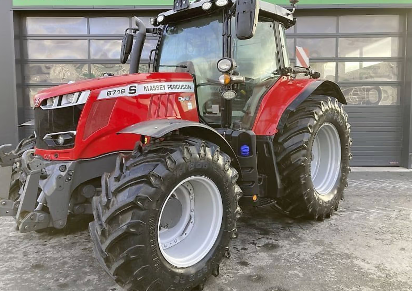 Massey Ferguson 6718S Dyna 6